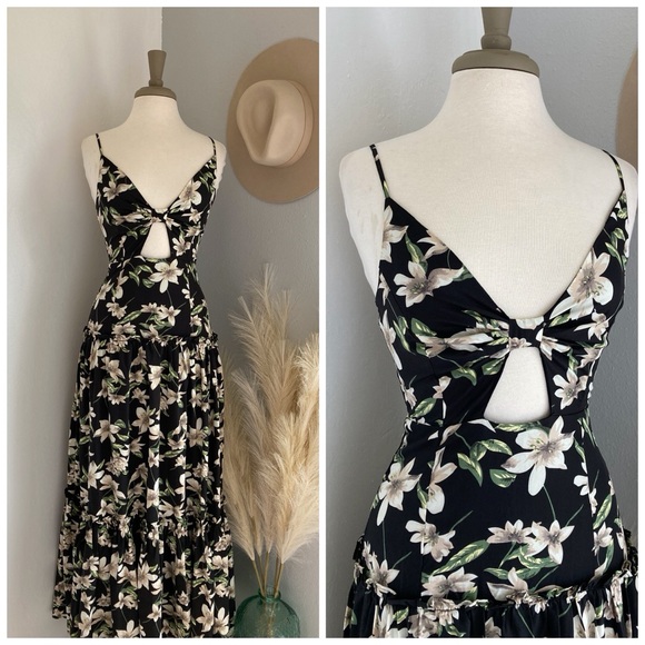 ❤️ Lulus Blooms of Paradise Black Floral Print Sleeveless Maxi Dress! - Picture 7 of 13